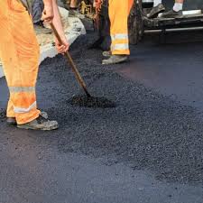 Best Driveway Maintenance Services  in Decatur, MI